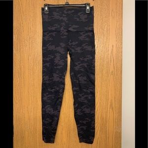 SPANX Camo leggings